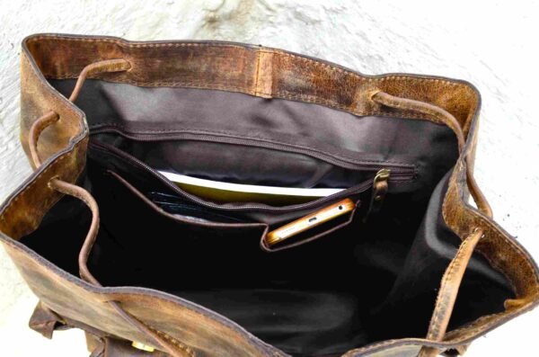 Women Leather Vintage Backpack – Laptop Compartment for 15.6 inches - Image 7