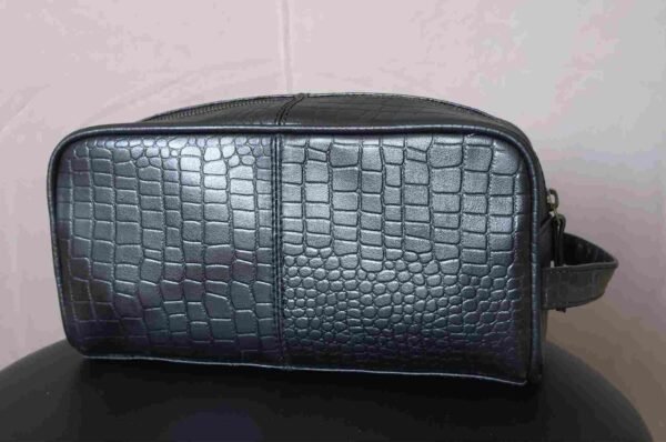 Premium Leather Toiletry Bag, spacious yet stylish travel kit for men and women - Image 3