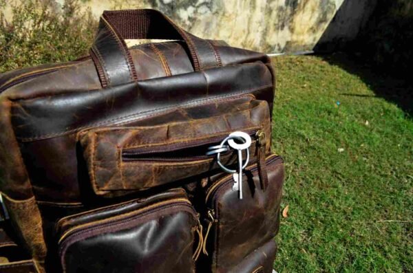 Nomad Luxe Panoply Leather Traveler's Bag – Timeless Elegance for Every Journey - Image 6