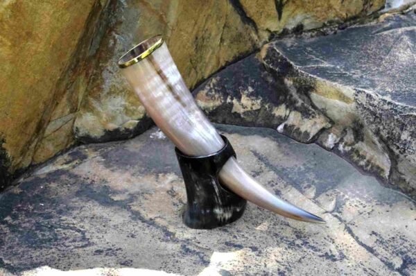 Panoply Premium Viking-Style Drinking Horn with Stand - Image 3