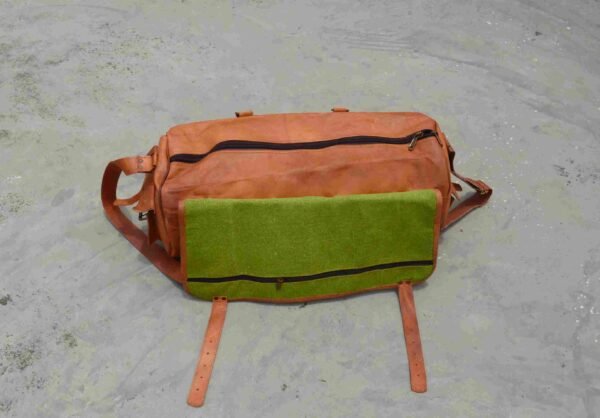 Panoply Leather Duffle Bag – Premium Travel Companion - Image 6