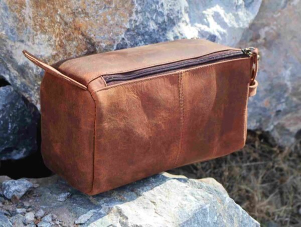 Panoply Leather Toiletry Bag - Rust Brown - Image 4