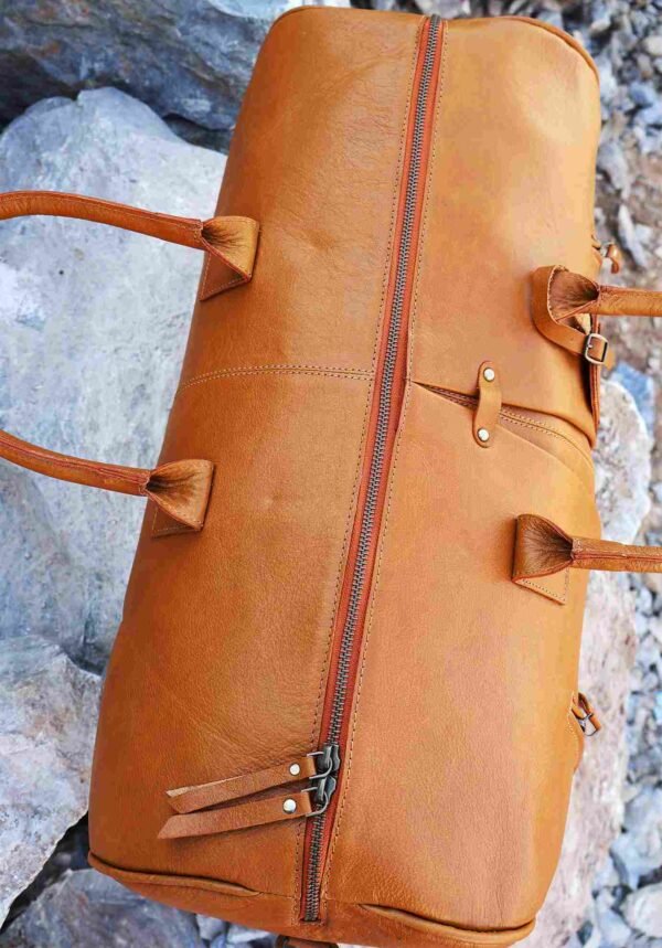 Panoply Leather Light Brown Duffle Bag - Image 3