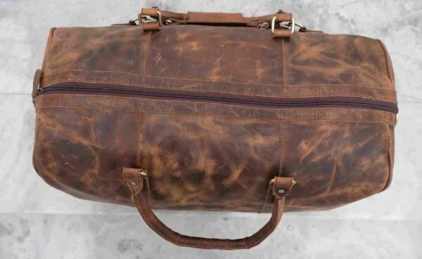 Panoply Leather Rust Brown Duffle Bag - Image 6