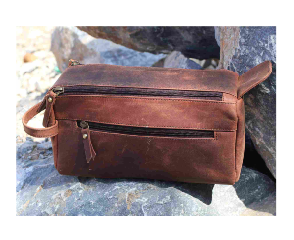 Panoply Leather Toiletry Bag - Rust Brown