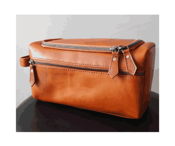 Panoply Leather Light Brown Toiletry Bag